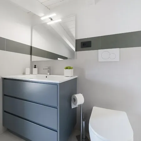 Kalinifta Nocleg ze śniadaniem 4*