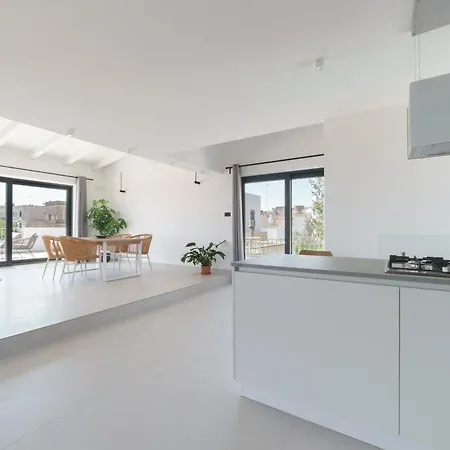 Kalinifta Nocleg ze śniadaniem 4*