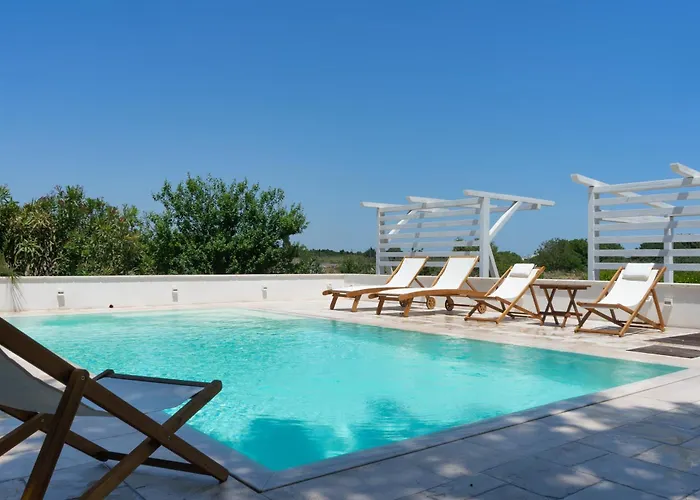 Kalinifta Bed & Breakfast 4*