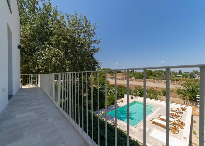 Bed & Breakfast Kalinifta 4*