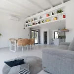 Bed & Breakfast Kalinifta 3*