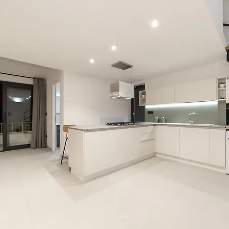 Bed & Breakfast Kalinifta 4*